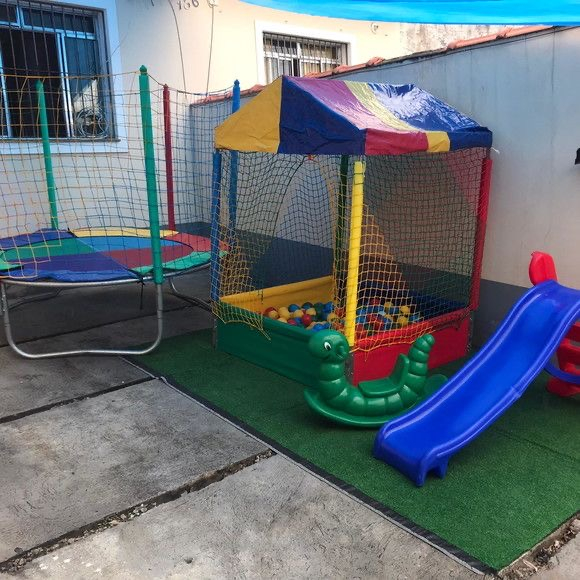 Foto da capa de Brinque Mais Locação de Brinquedos para festa Pula Pula Piscina de bolinhas